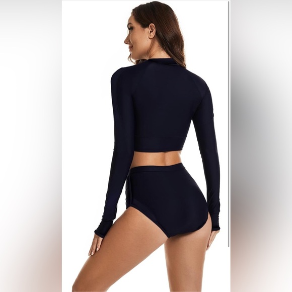 Amazon Women’s XL Swimsuit Long Sleeve Two Piece Bath UV Protection - Picture 4 of 4